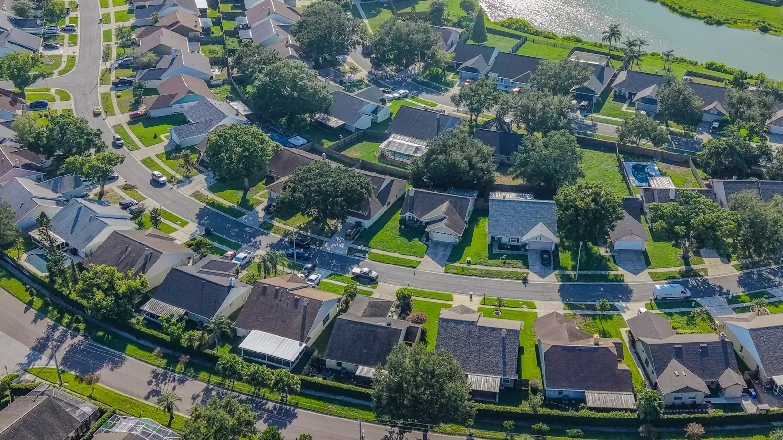 Roofing in Lynwood